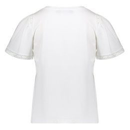 Overview second image: T-shirt with lace
