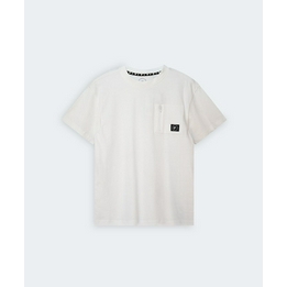 Overview image: t-shirt chest pocket