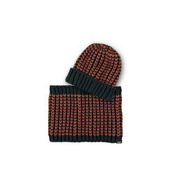 Overview image: boys hat and scarf